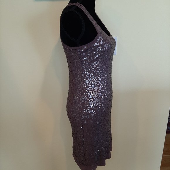Excellent condition!  Stunning Max Studio Plum Sequin Bodycon Tank Dress - Picture 7 of 10